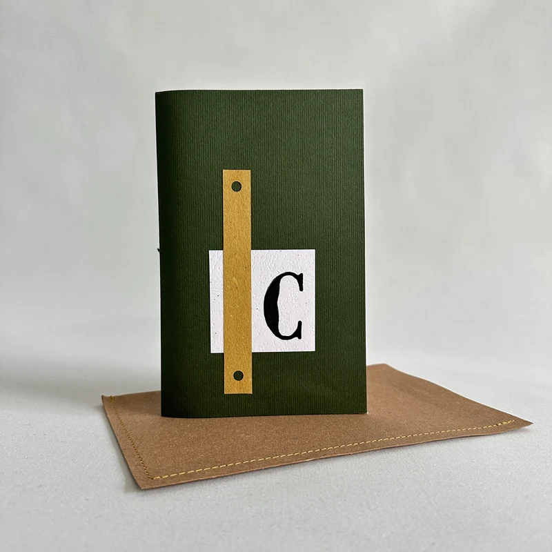 Alphabet C medio