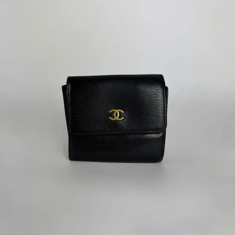 Chanel Portafoglio compatto a tre ante Coco Mark
