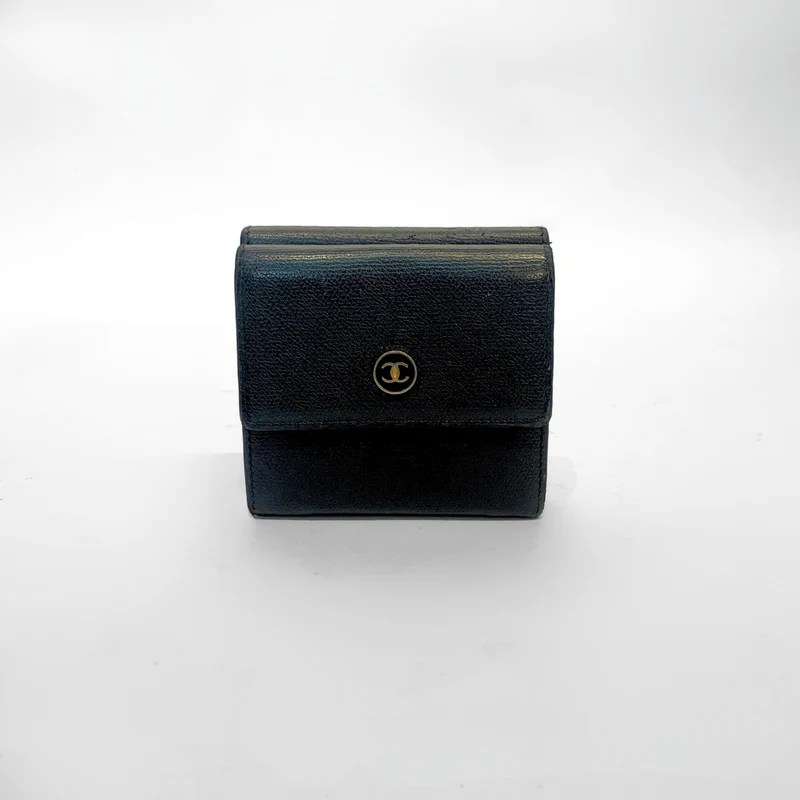 Chanel Portafoglio compatto a tre ante Coco Mark