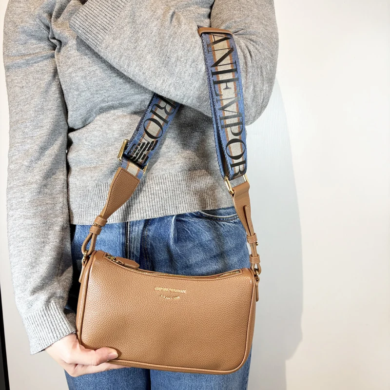 Borsa baguette EA stampa cervo Wood Geranium