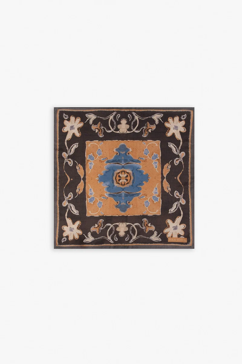Pochette macrofantasia marrone